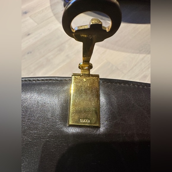 Authentic Vintage Gucci Sherry Line Saddle Shoulder Bag in Dark Brown Suede - Picture 13 of 13